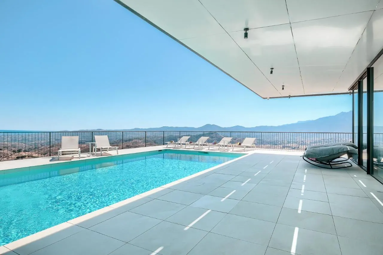 Luxury Villa With Heated Pool, Gym And Cinema Room Malaga Spain