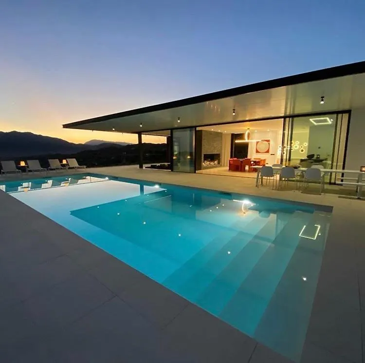 Luxury Villa With Heated Pool, Gym And Cinema Room Malaga
